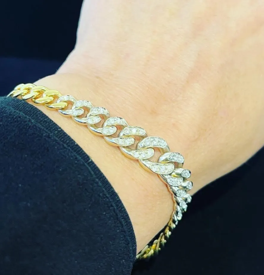 18ct Yellow Gold & Diamond Curb Link Bracelet