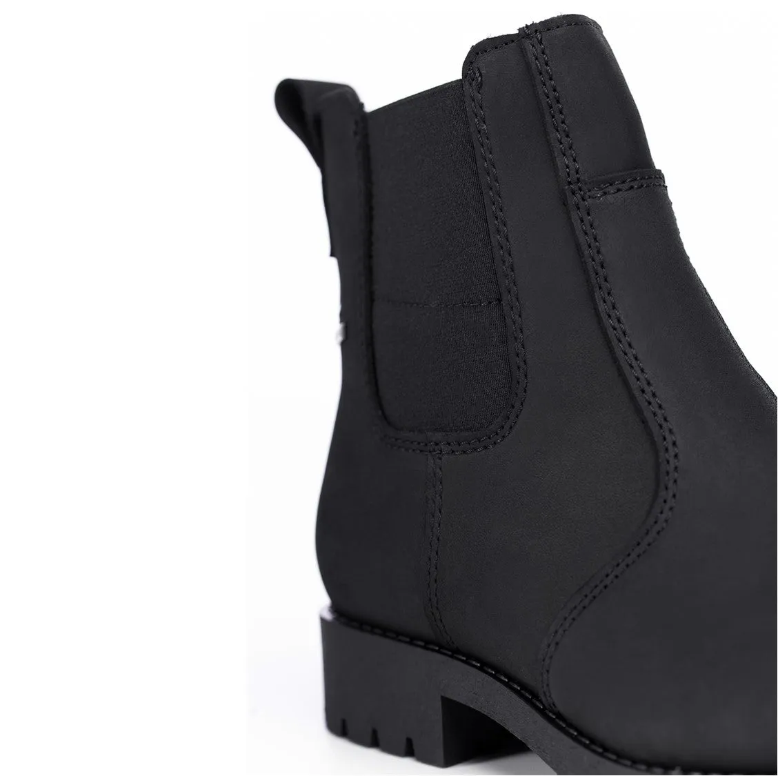 AAVA Women's GORE-TEX® Chelsea boots