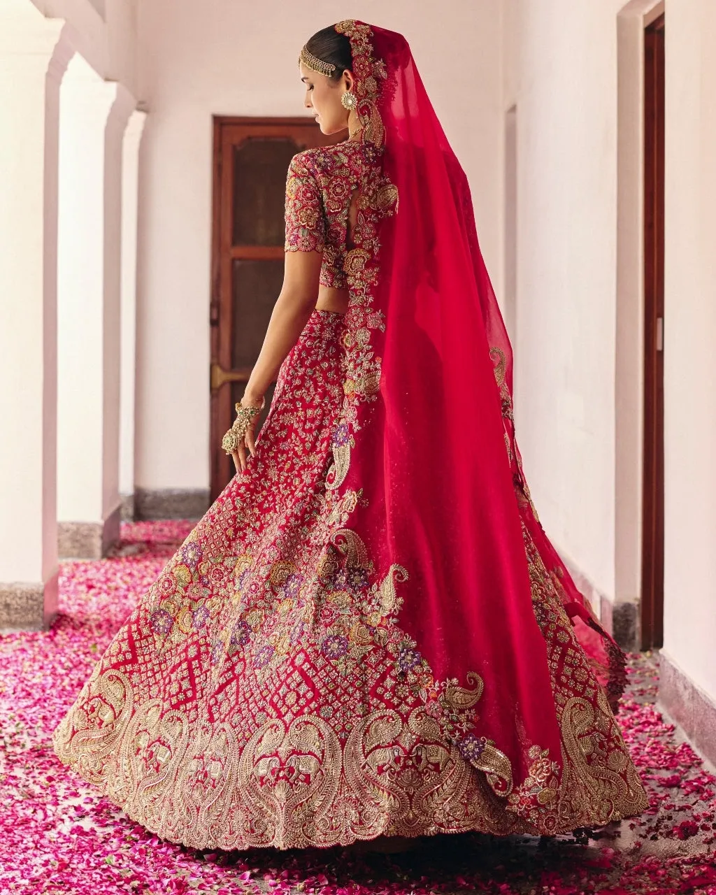 Aeindri Lehenga Set