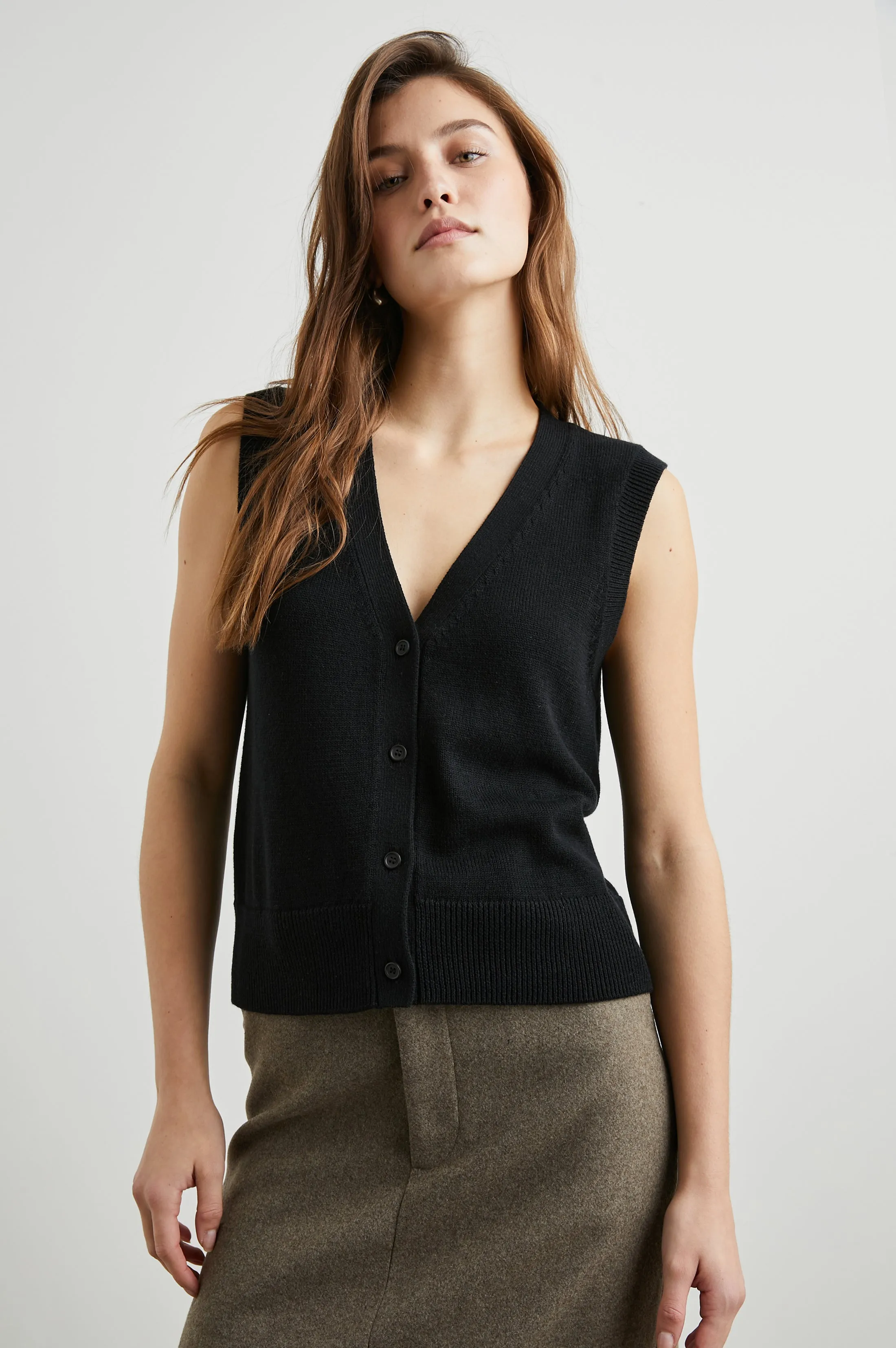 ANNIKA VEST - JET BLACK