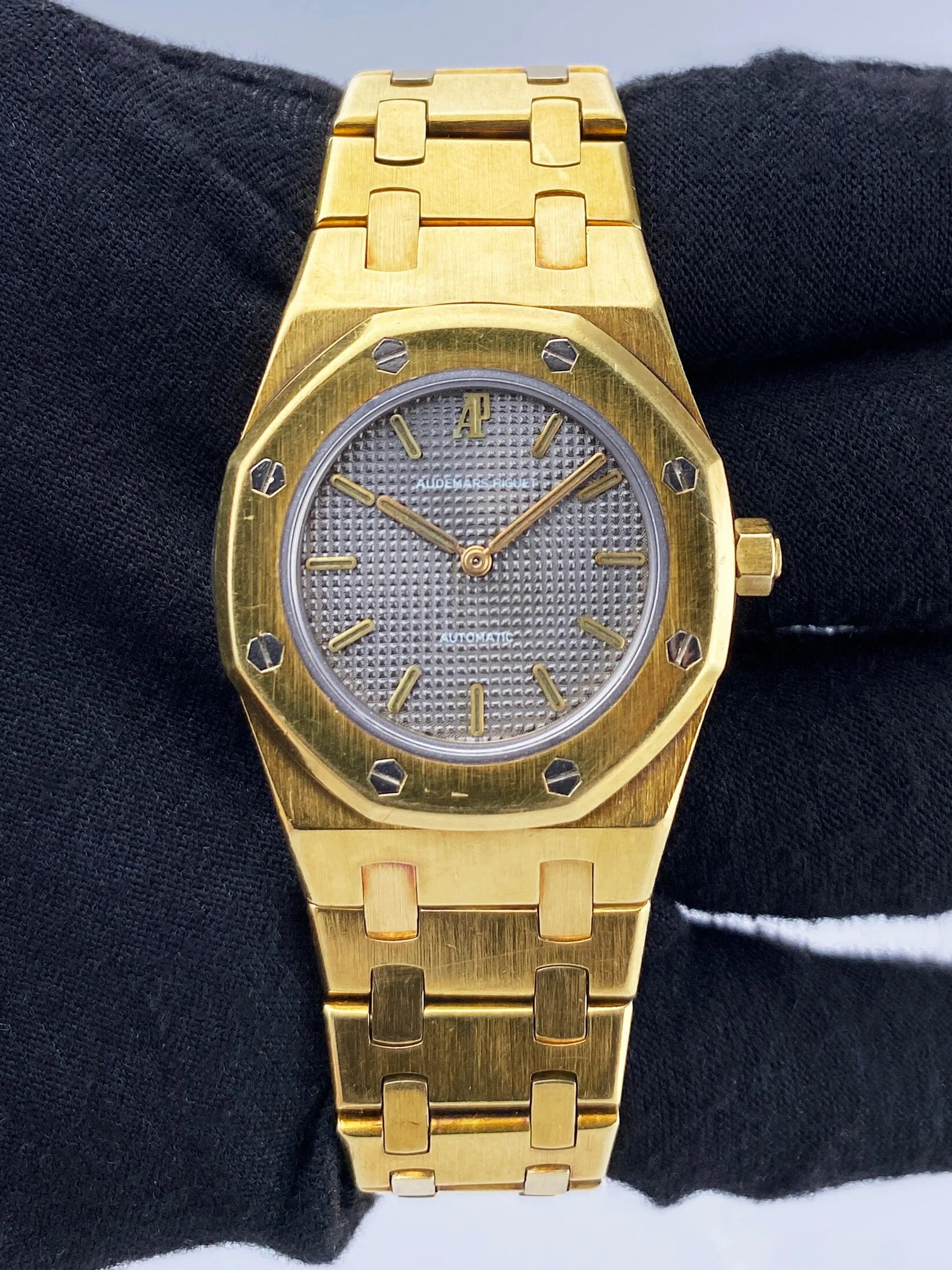 Audemars Piguet Royal Oak Gray Dial 18K Yellow Gold Ladies Watch