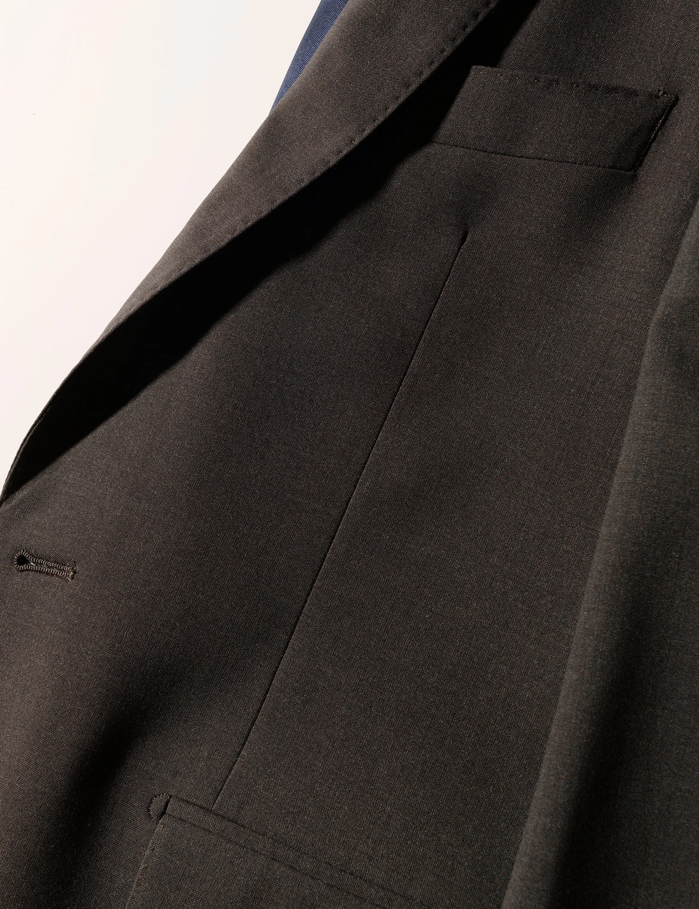 BKT50 Tailored Jacket in Heathered Plainweave - Charred Ember