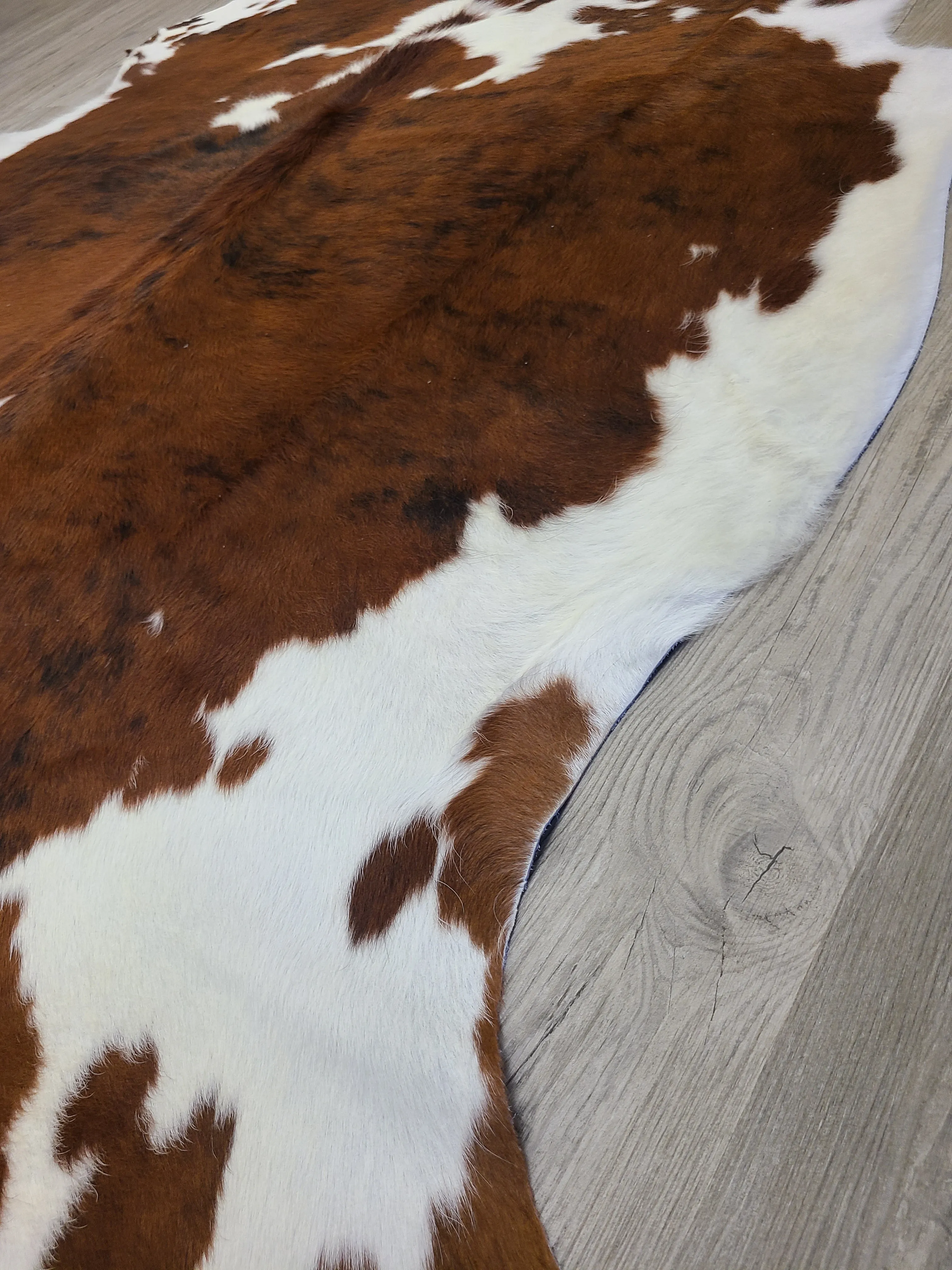 Brazilian Cowhide Rug - Brown & White Spotted - 8 ft x 6 ft