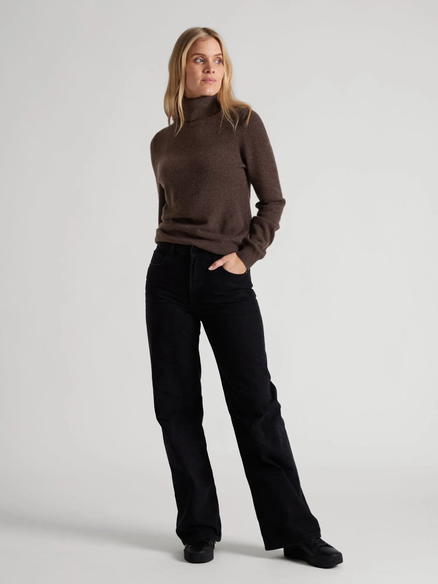 Cashmere sweater "Hedda" - dark brown