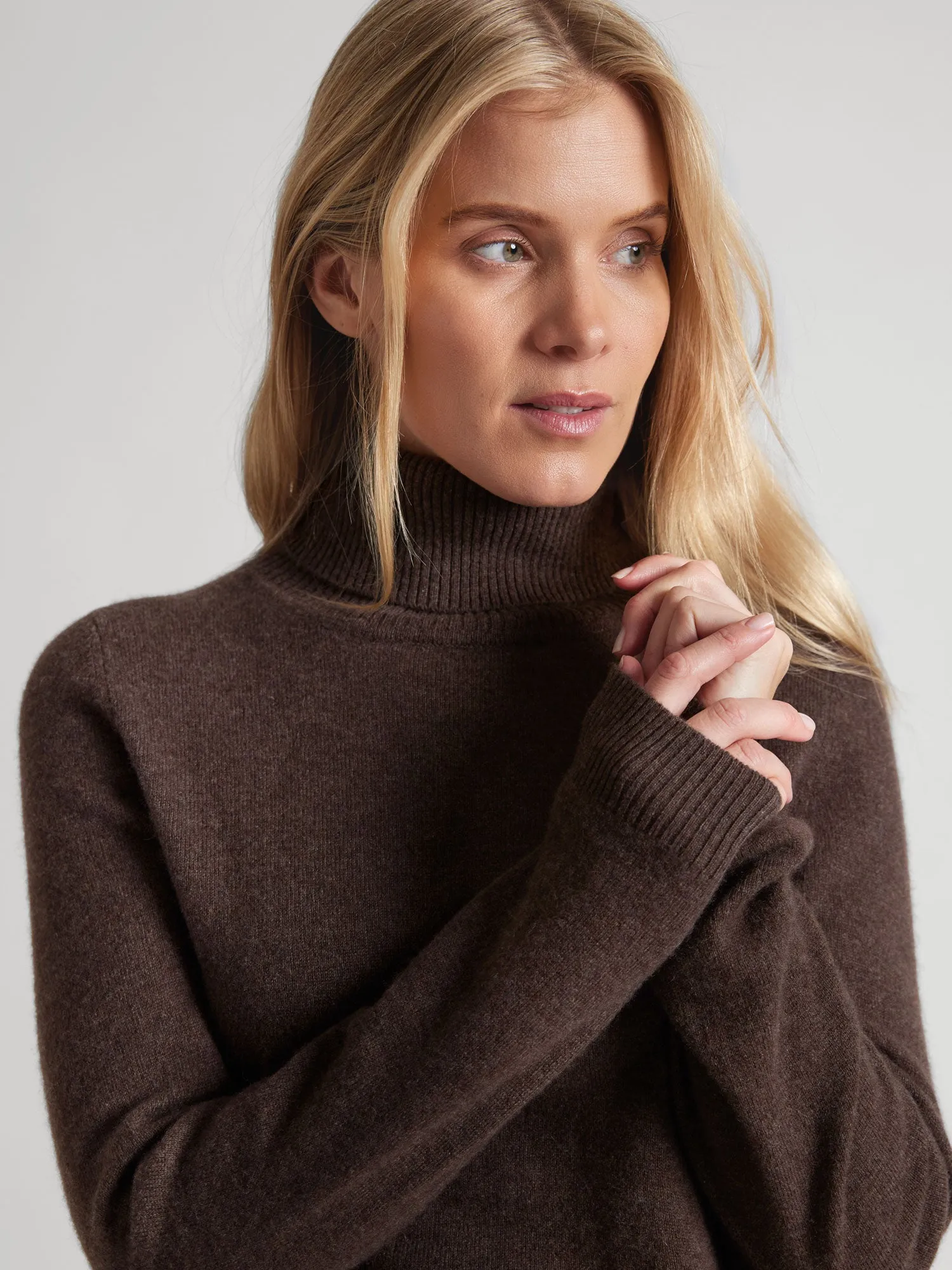 Cashmere sweater "Hedda" - dark brown