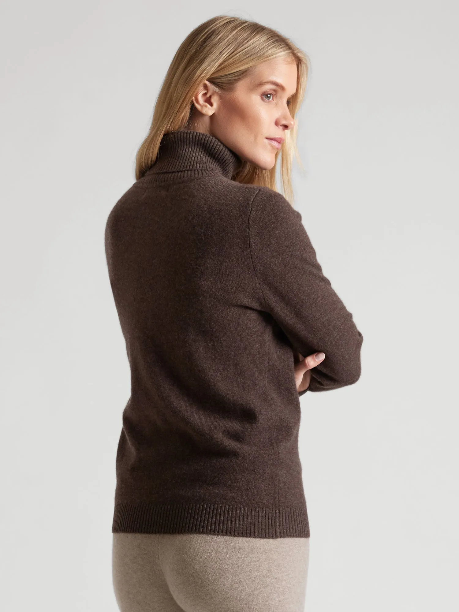 Cashmere sweater "Hedda" - dark brown