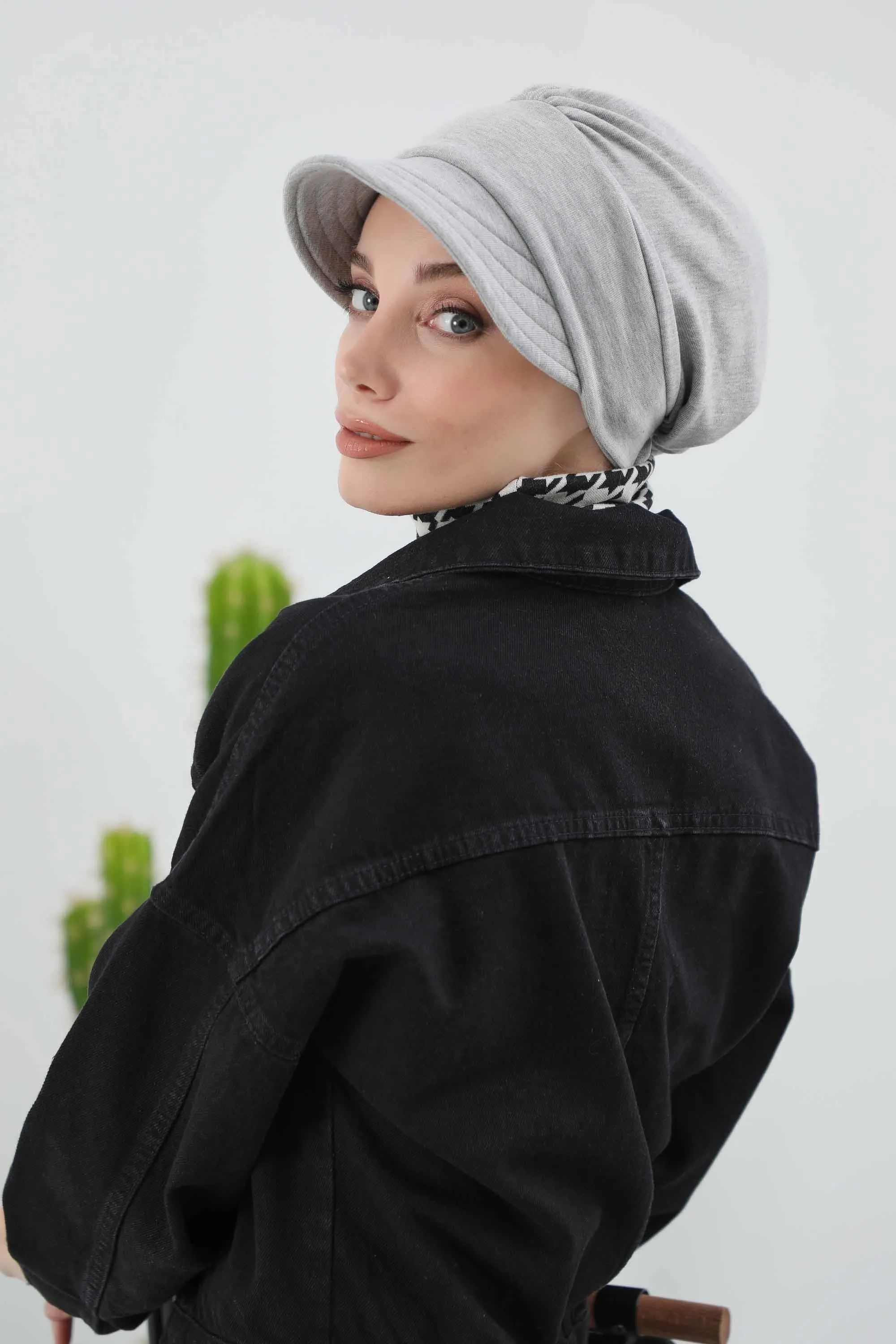 Chic Winter Visor Turban Hat for Women, Warm Ribbed Polyviscose Headwrap, Fashionable Polyviscose Headwrap for Winter,B-73RB