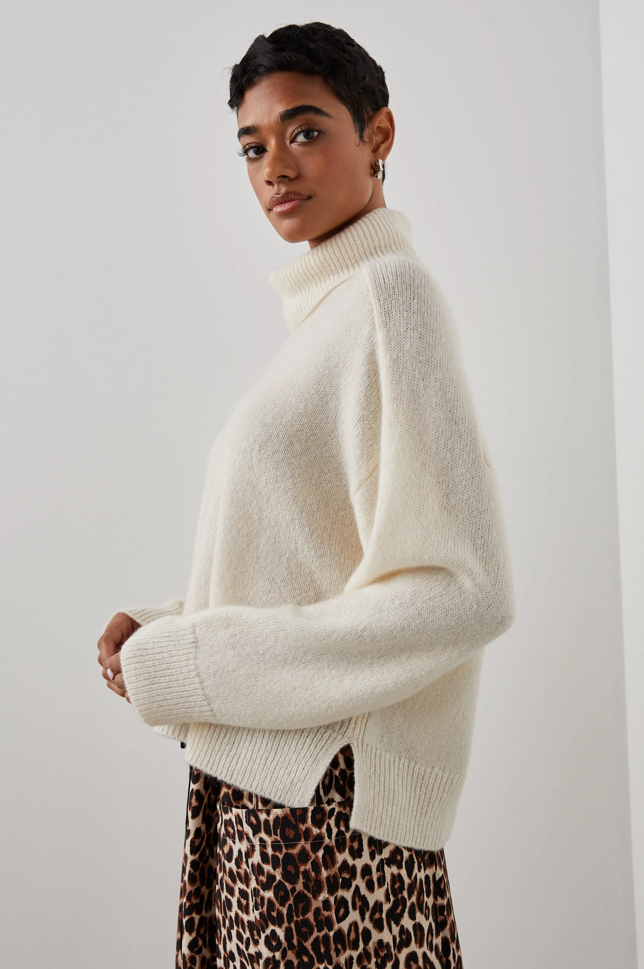 ESTELLE SWEATER - IVORY