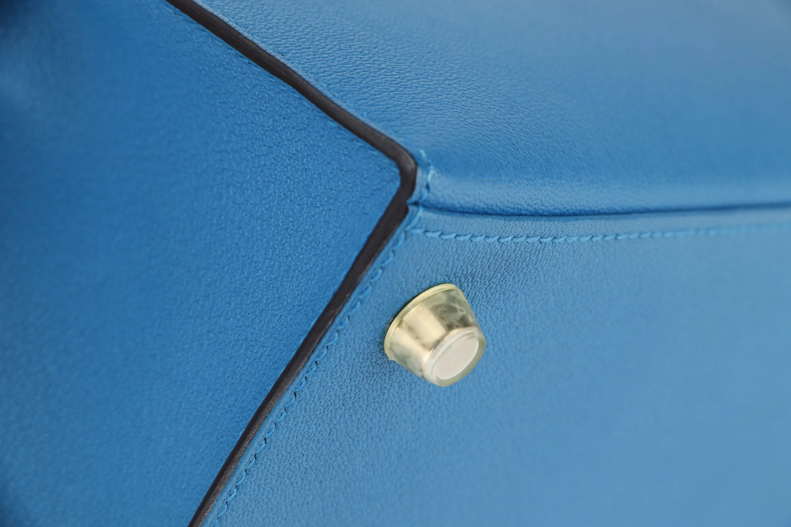 HERMES KELLY 25CM (STAMP C) BLUE ZANZIBAR CHEVRE LEATHER GOLD HARDWARE, WITH KEYS, LOCK, STRAP, RAINCOAT, DUST COVER & BOX