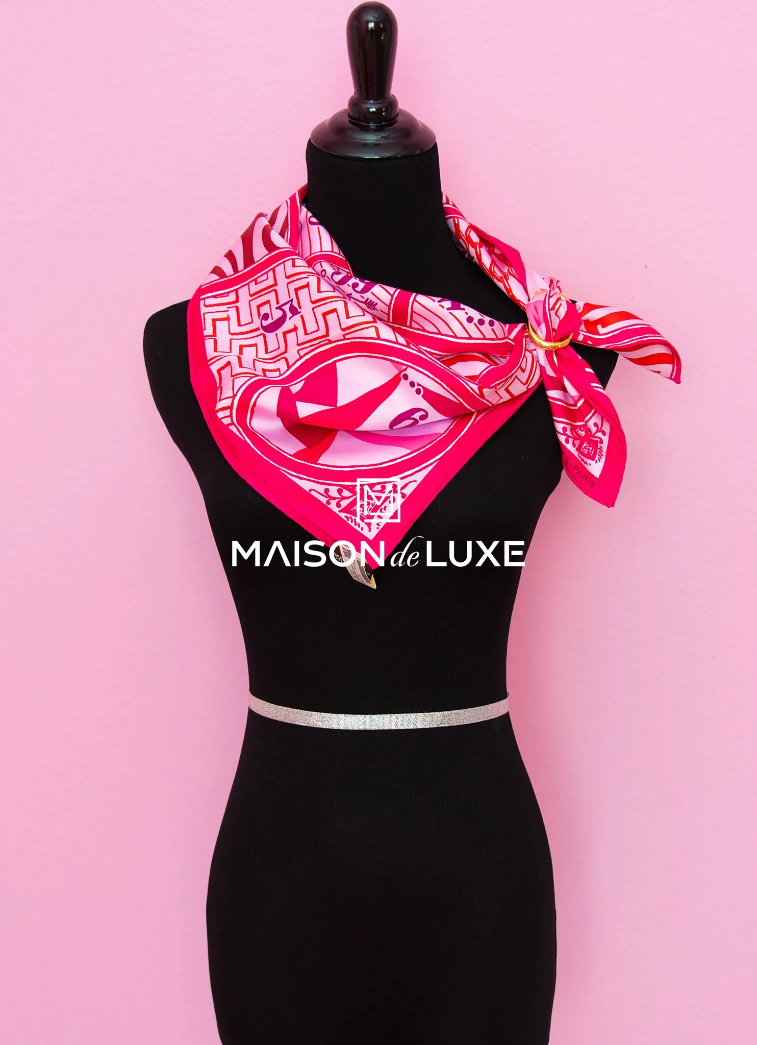 Hermes "Jeu de Soie" Pink Twill Silk 90 cm Scarf