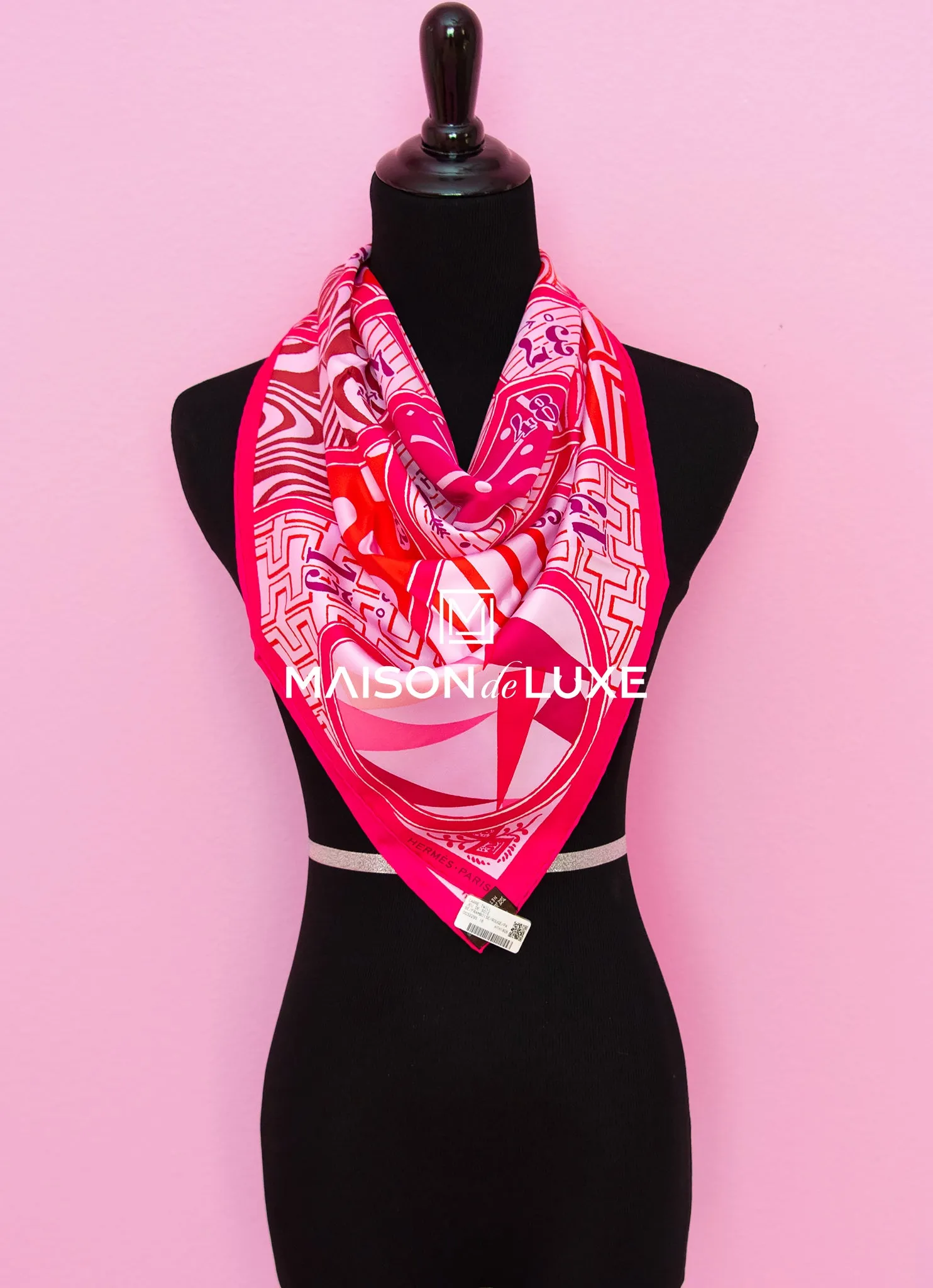 Hermes "Jeu de Soie" Pink Twill Silk 90 cm Scarf