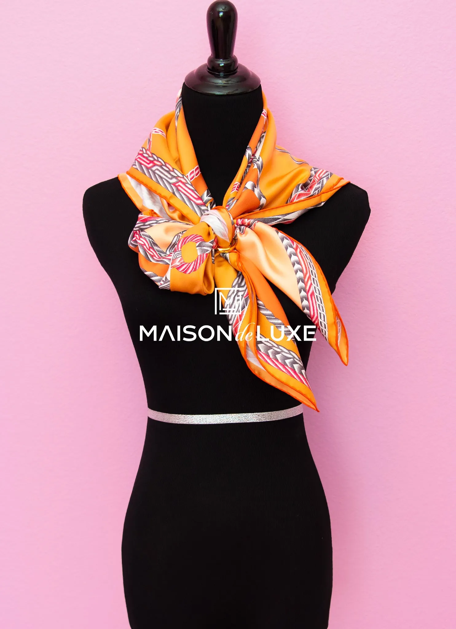 Hermes "Robe du Soir" Peach Twill Silk 90 cm Scarf