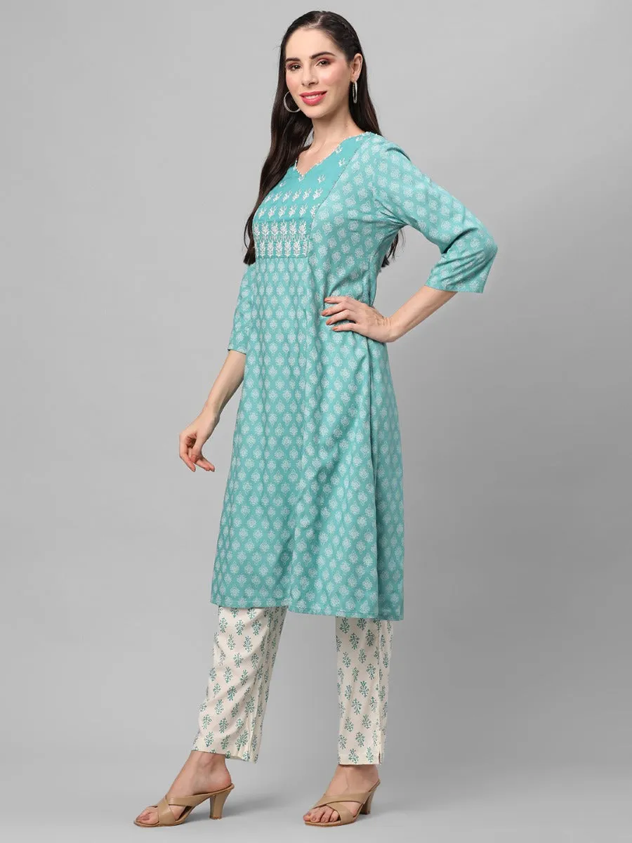 Sea Green Floral Printed Kurta With Trouser